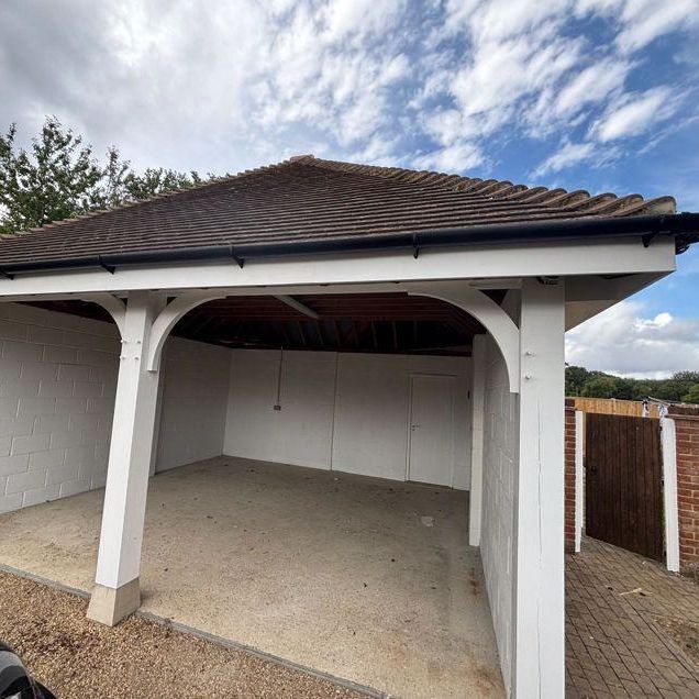 4 bedroom detached house to rent - Photo 1