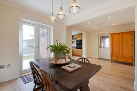 Windsor Drive, Wingerworth, Chesterfield - Photo 5