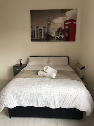 Studio Flat, Bristol Road, B5 - Photo 1