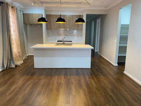 Ready To Move In! - Photo 3