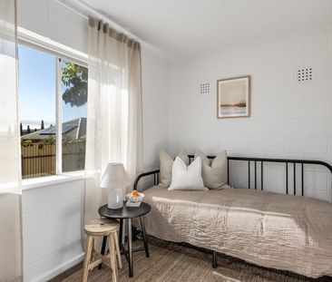 Fully Furnished Two Bedroom Unit in Prime Coastal Location only mom... - Photo 6