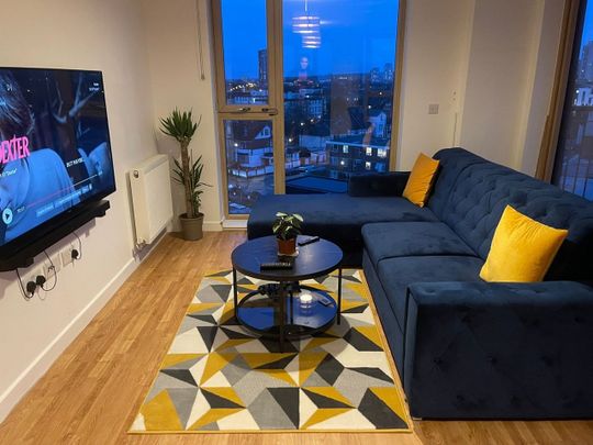 Room in a Shared Flat, Bensham Lane, CR0 - Photo 1