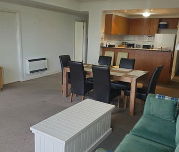 St Kilda Road - Photo 1