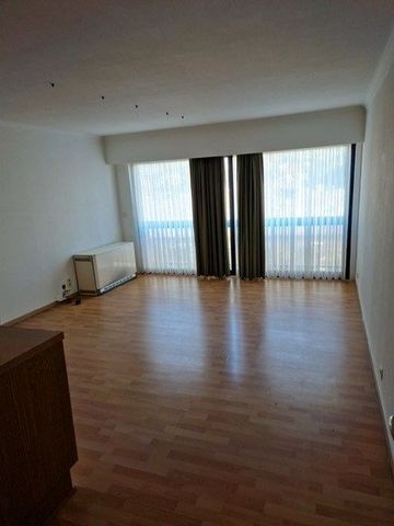 Appartement op eerste verdieping met 1 slaapkamer gelegen aan de Leieboorden - Photo 2