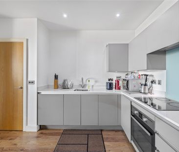 New Village Avenue, London, E14 0ND - Photo 4