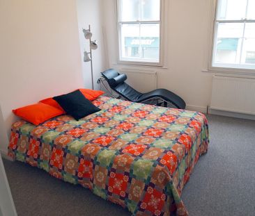 1 Bed Maisonette, Creek Road, SE10 - Photo 3