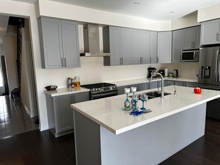 For Lease - 17 Stonehill Avenue, Kitchener, Ontario - Photo 2