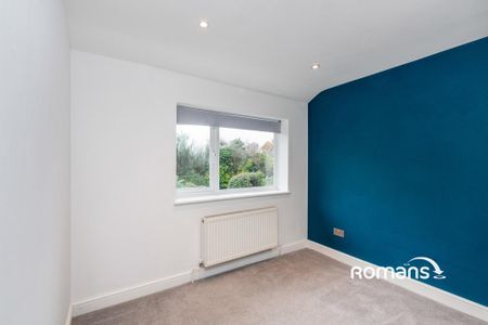 3 bedroom semi-detached house to rent - Photo 3