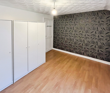 Wyndham Street, Troedyrhiw, MERTHYR TYDFIL - Photo 2