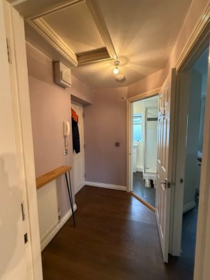 1 Bed Flat, Redcatch Road, BS3 - Photo 1