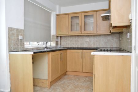 2 bedroom House To Let - Photo 4