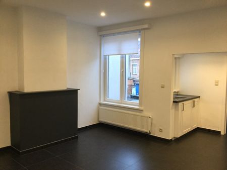 - Belsele – Appartement met 2 slaapkamers en terras. - Photo 2