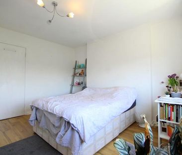 4 bedroom flat to rent - Photo 6