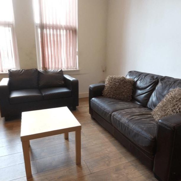 5 bedroom house to rent - Photo 1