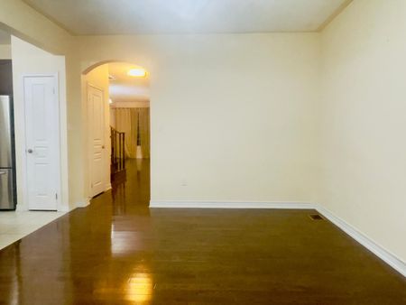 For Lease - 55 Chesterwood Crescent, Brampton, Ontario - Photo 2