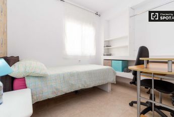 valencia, Valencian Community 46011