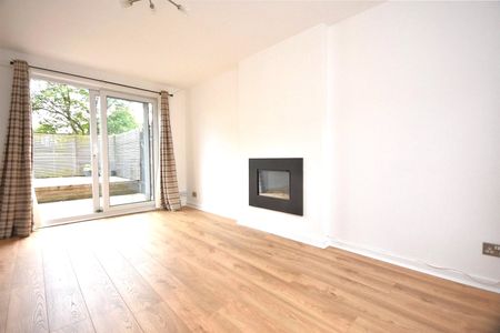 8, High Bank Close, Leeds, West Yorkshire, LS15 9DB - Photo 3