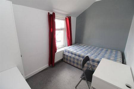1 bedroom house to rent - Photo 2
