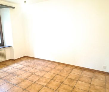 4 room apartment of 100 m2located on the 2nd floor without elevator - Foto 2