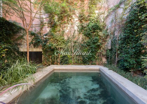 Exclusiva casa de obra nueva en Sarriá, galardonada con el Premio FAD 2024