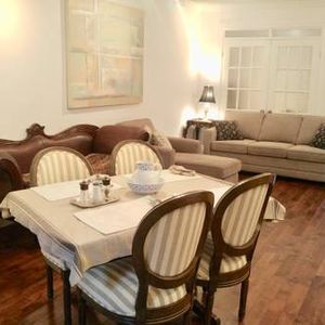 3 1/2, Papineau metro, FULLY FURNISHED,1st Floor, courtyard. Dec 1st - Photo 2