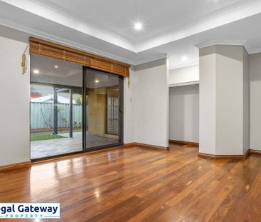 63 Freycinet Circuit, AUBIN GROVE WA 6164 - Photo 6