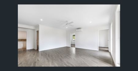 Acreage Living with Space, Comfort & Style – 7 Mewsdale Row, Tallai - Photo 2