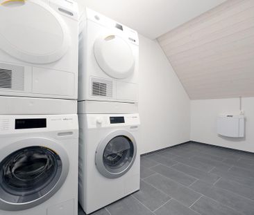 Moderne 3.5-Zimmerwohnung mit Gallerie im 3. Stock / Mietzinsaktion - Photo 2