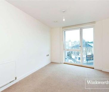 Finchley Road, London, NW11 - Photo 3