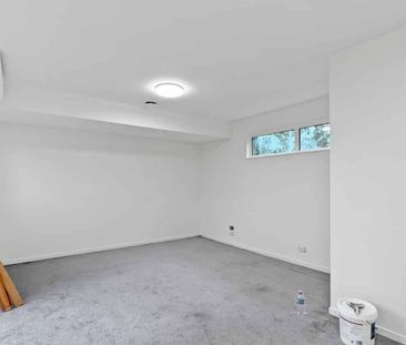 Welcome home to 25A Trafalgar Street. - Photo 1