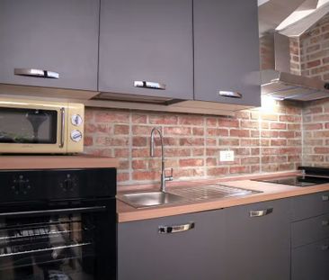 Via Antonello da Messina, Milan, Lombardy 20146 - Foto 6