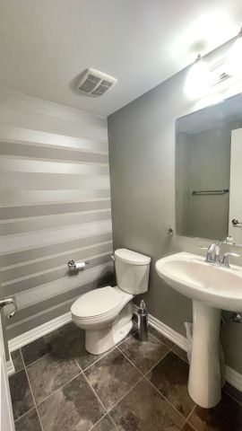 For Lease - 295 Ellen Davidson Drive, Oakville, Ontario - Photo 2