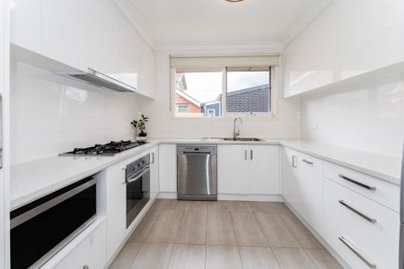 3/1 Carlton Street, McKinnon VIC 3204 - Apartment For Rent | Domain - Photo 3