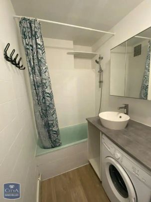 Appartement à louer 4 pièces 67.16m² - Photo 1