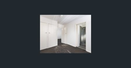 GREAT LOCATION AND QUIET BLOCK TO MATCH!! - Photo 3