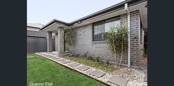 Modern&comma; Two Bedroom Granny Flat&excl; - Photo 2