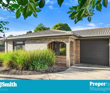 Stylishly Renovated Homette in Prime Plympton Location - Photo 5