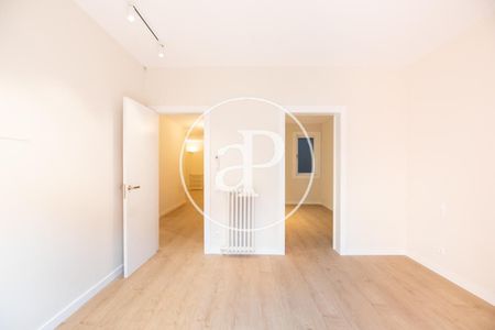 Flat for rent in Turó Park - Photo 4