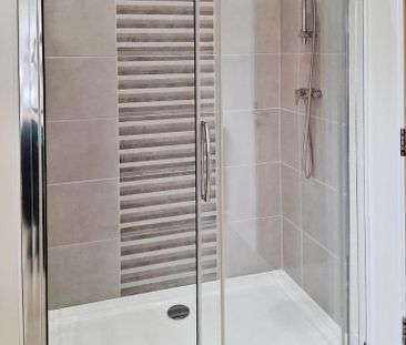 1 bedroom retirement property to rent - Photo 6