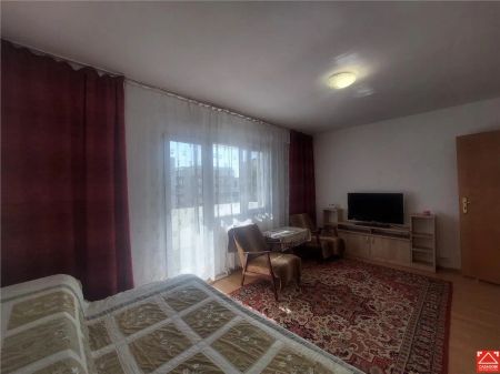 Apartament 1 camera, zona Penny, Confectii - Photo 2