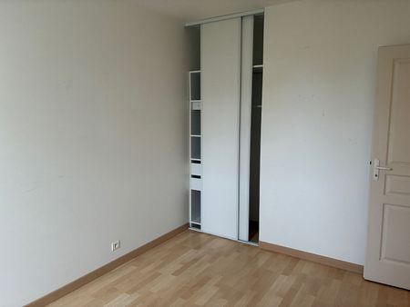 Location Maison 4 pièces 85m² - Photo 3