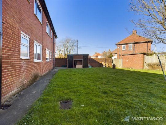 2 bedroom apartment to rent - Photo 1