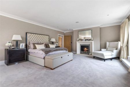 6 bedroom detached house to rent - Photo 3