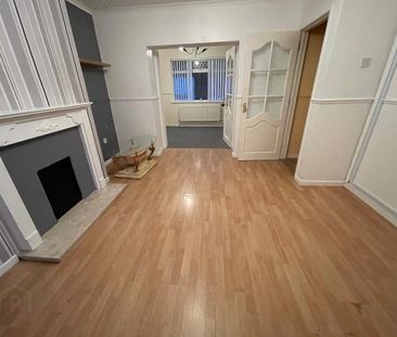 Queens Crescent, Glengormley, BT36 5HY - Photo 1