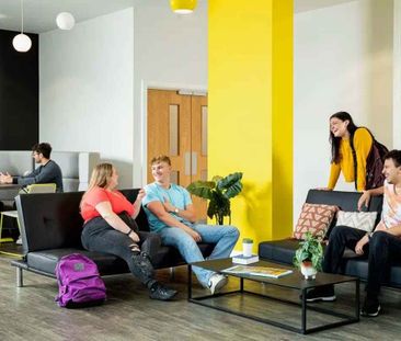 Medium High Double Ensuite - Photo 1