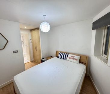 The Gallery, Nottingham, NG7 - Photo 2