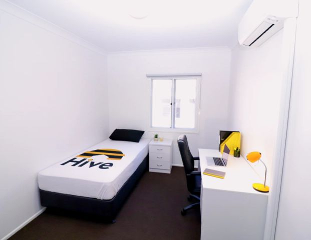 443 Saint Pauls Tce, Brisbane - Photo 1