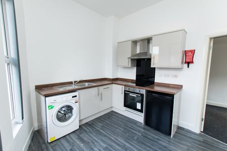 1 Bed Flat, Dovercastle, NG7 - Photo 4