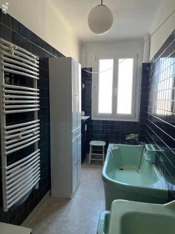 A LOUER T2 MEUBLE QUARTIER REPUBLIQUE BEAUX ARTS - Photo 3