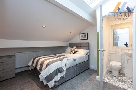 7 bedroom house of multiple occupation to rent - Photo 2